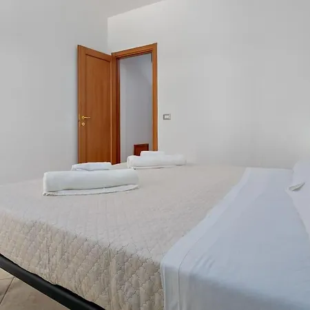 Porto Istana 4 - Casa Con Veranda E Wi-fi